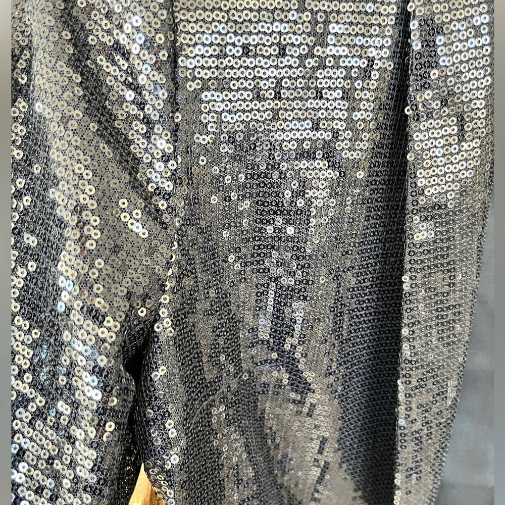 Short sequins jacket size 8 H & M